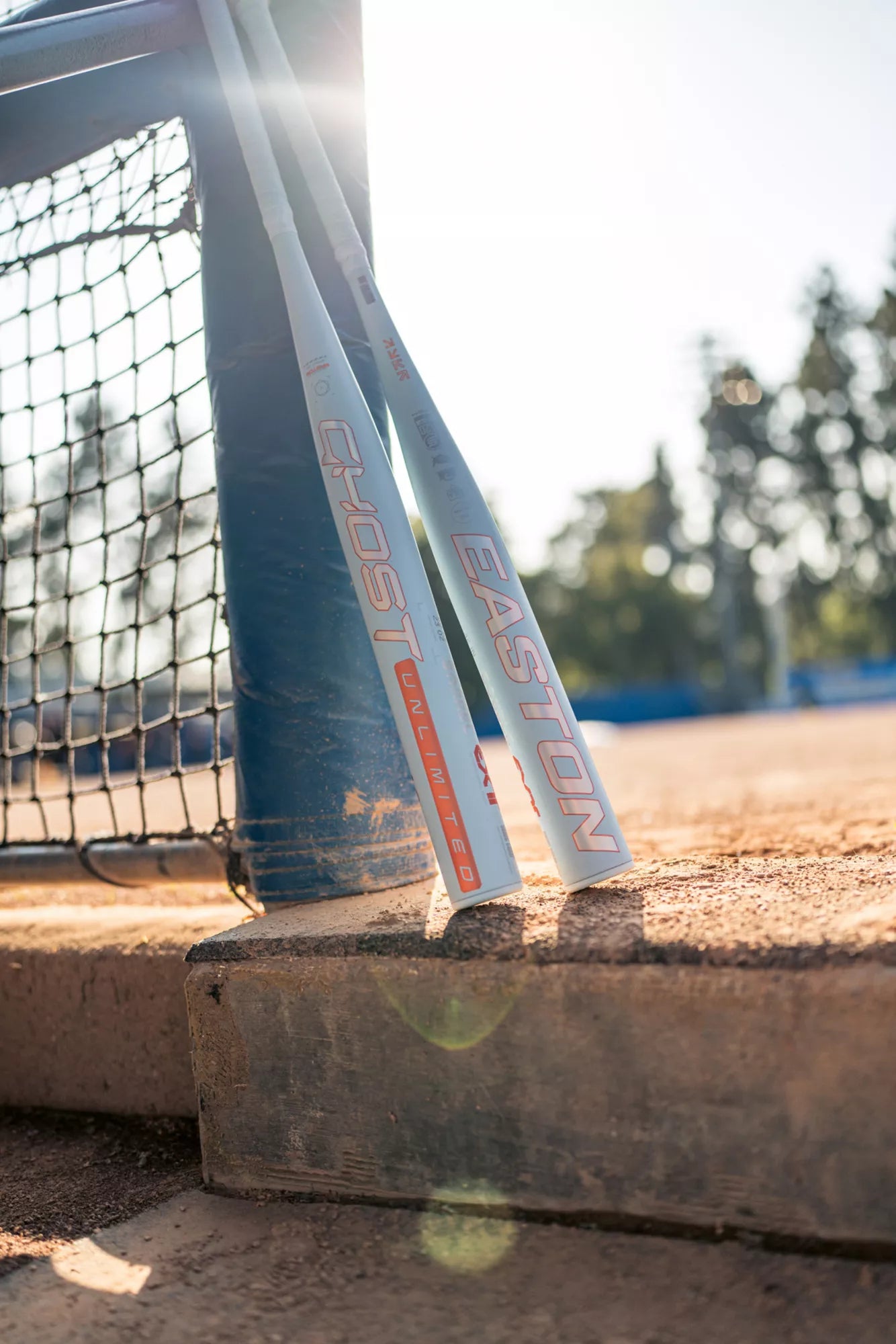 2025 EASTON GHOST UNLIMITED FASTPITCH SOFTBALL BAT: -11, -10, -9, -8